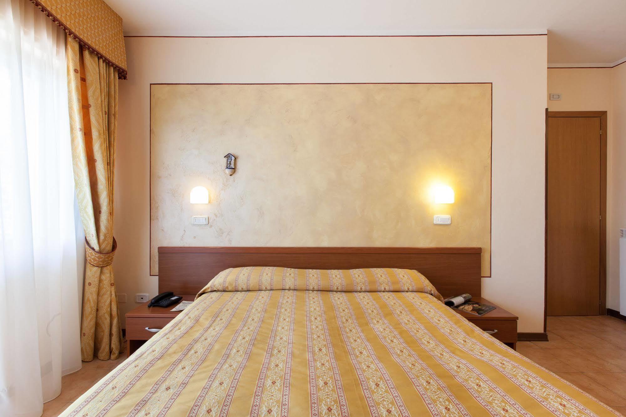 Hotel Fabbrini Abbadia San Salvator Exteriér fotografie